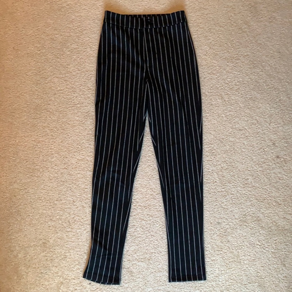 Forever 21 XS Black and White Striped Pants